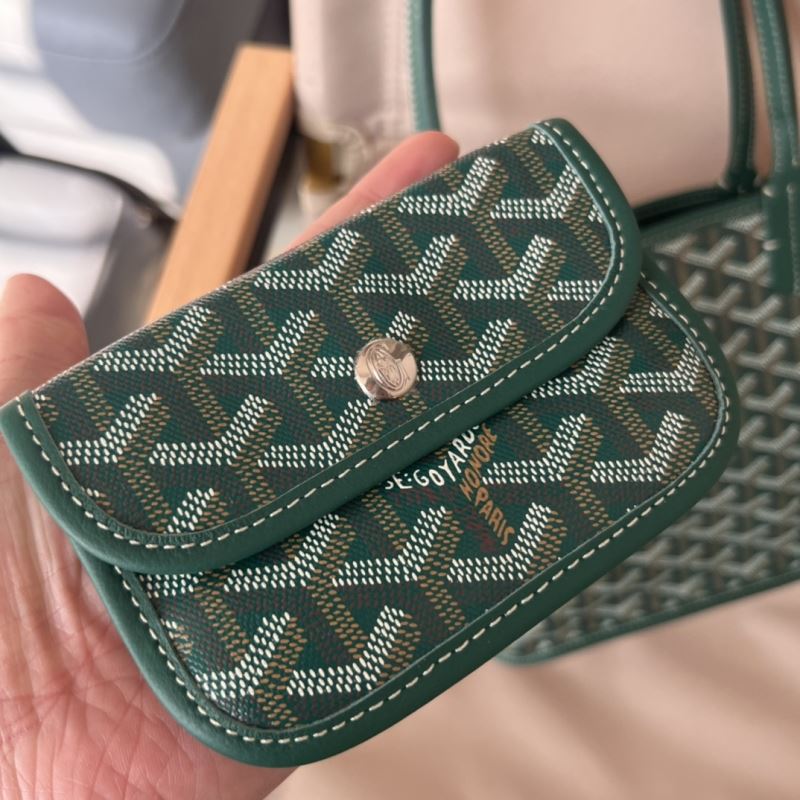 Goyard Shopping Bags